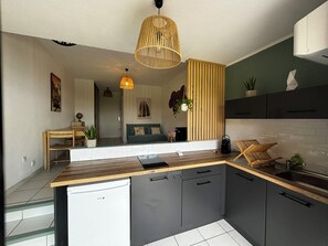 Micro-ondes, plaque de cuisson