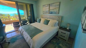 2 bedrooms, desk, iron/ironing board, travel cot - Tropical Oasis at Bella Sirena. Center Tower with Ocean Views in all rooms. (Puerto Peñasco)