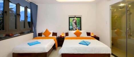 Family Triple Room | Premium bedding, desk, soundproofing, free WiFi