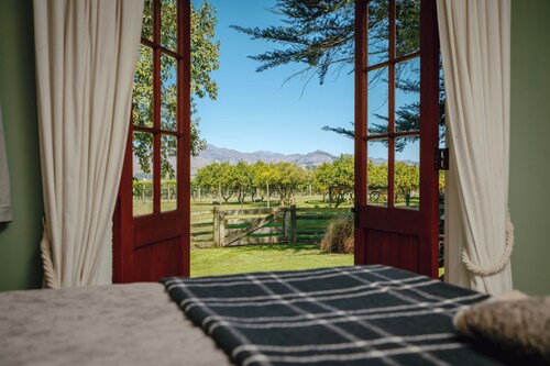 St Leonards Vineyard Cottages