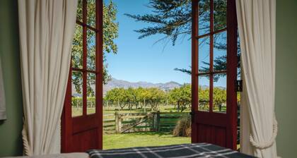 St Leonards Vineyard Cottages
