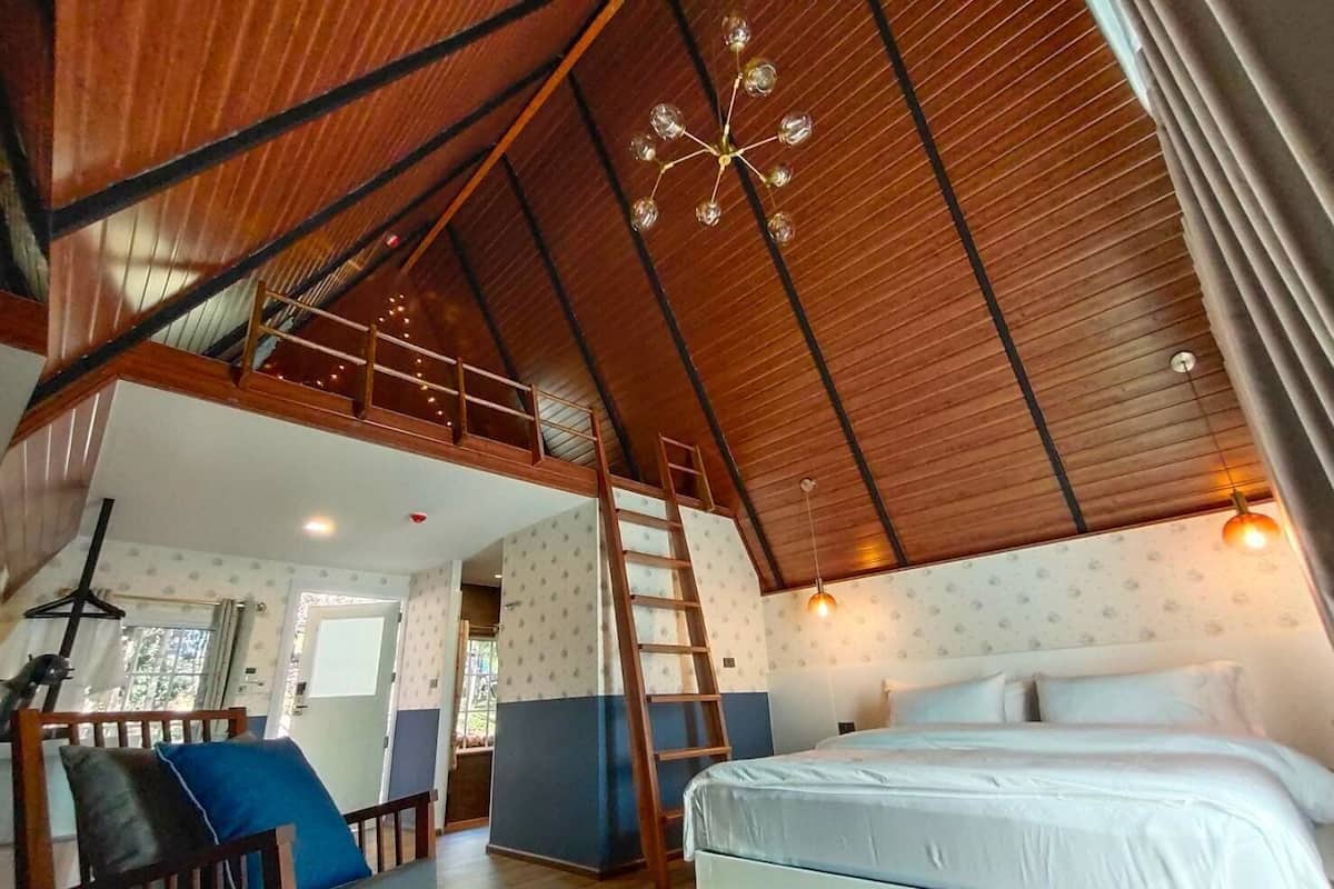 Villa Onsen | ตู้นิรภัยในห้องพัก, โต๊ะทำงาน, ผ้าม่านกันแสง, ห้องเก็บเสียง