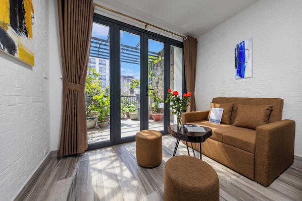 Front of property - Hanoi Old Quarter Hotel and Spa (Hanoi)