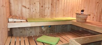 Entspannt Urlaubenin Strandnähe mit Sauna und Kamin in Schwedeneck