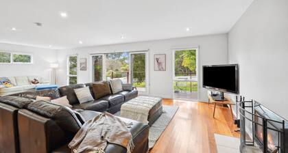 Surphy G - This single-story house offers a comfortable and relaxing retreat