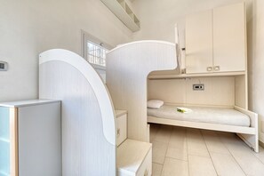 Appartement Familial, plusieurs chambres, 2 salles de bains, vue mer (Sea Stone - 100m From The Sea)