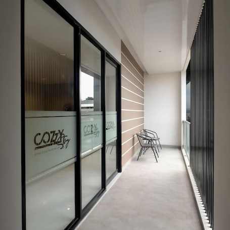 Front of property. Cozzy Stay Semarang by Sinergi