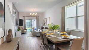 House (5 Bedrooms) | Bahagian dalam