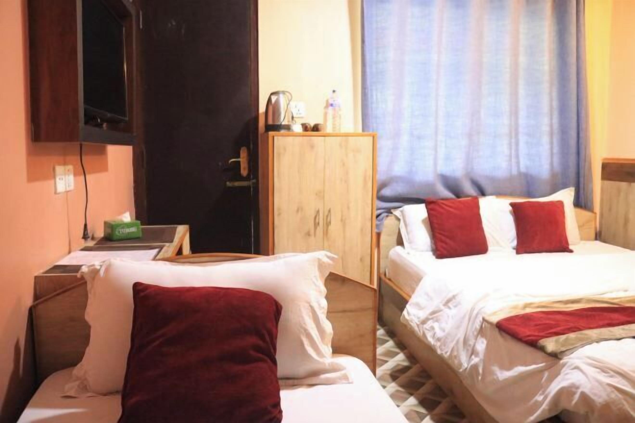 Työpöytä, ilmainen Wi-Fi