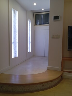 Interior - Happy Holiday alley Stromboli (Catania)