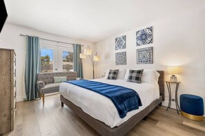 4 bedrooms, iron/ironing board, free WiFi, bed sheets