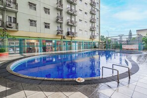 Pool - OYO 94150 Gateway Apartment Pasteur By Eldian (Cimahi)