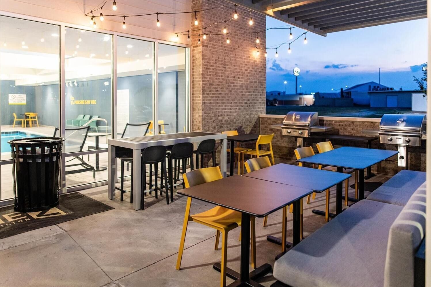Outdoor dining