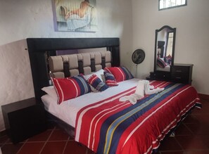 Comfort Room | Free WiFi - Hotel Campestre Villa Tiffany (Rivera)