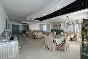 Restaurant - Hailar Dongsheng Luxury Hotel (Hailar Airport Branch) (Hulunbuir)