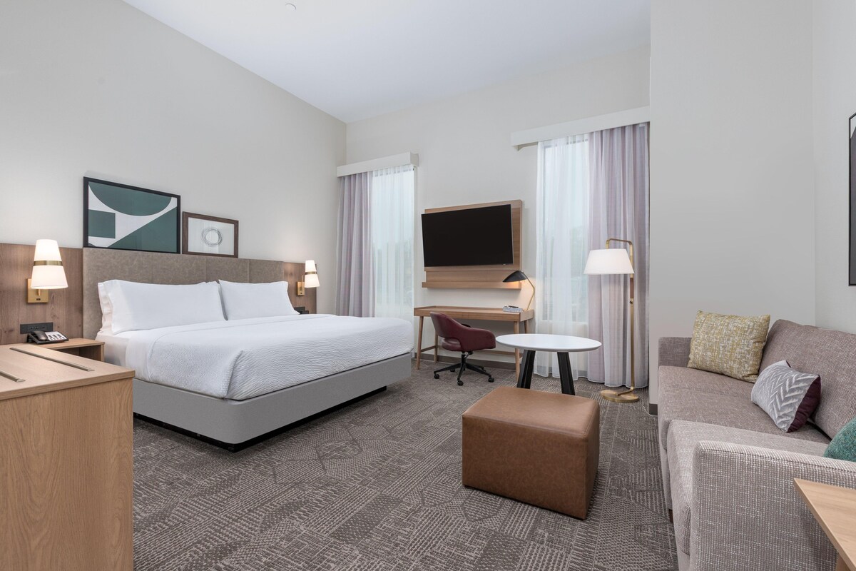 One Bedroom Suite