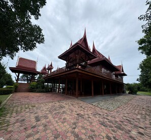 Façana frontal de l'allotjament