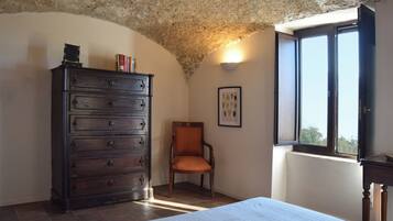 1 camera, ferro/asse da stiro, culla da viaggio, Wi-Fi gratuito