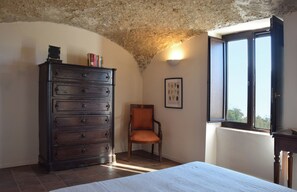 1 Schlafzimmer, Bügeleisen/Bügelbrett, Reisekinderbett, kostenloses WLAN