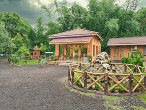 Property entrance - Vann Vaikuntham (Kurai)