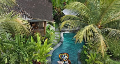Santris Villa by Pramana Villas
