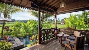 Villa with Garden View with Free Daily Afternoon Tea | Balcony view