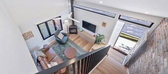 Chic Mezzanine Guest House with Modern Amenities