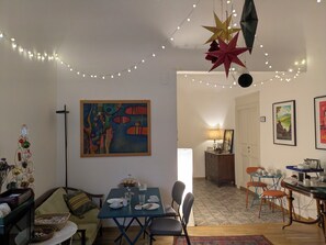 Tägliches inbegriffenes Frühstücksbuffet