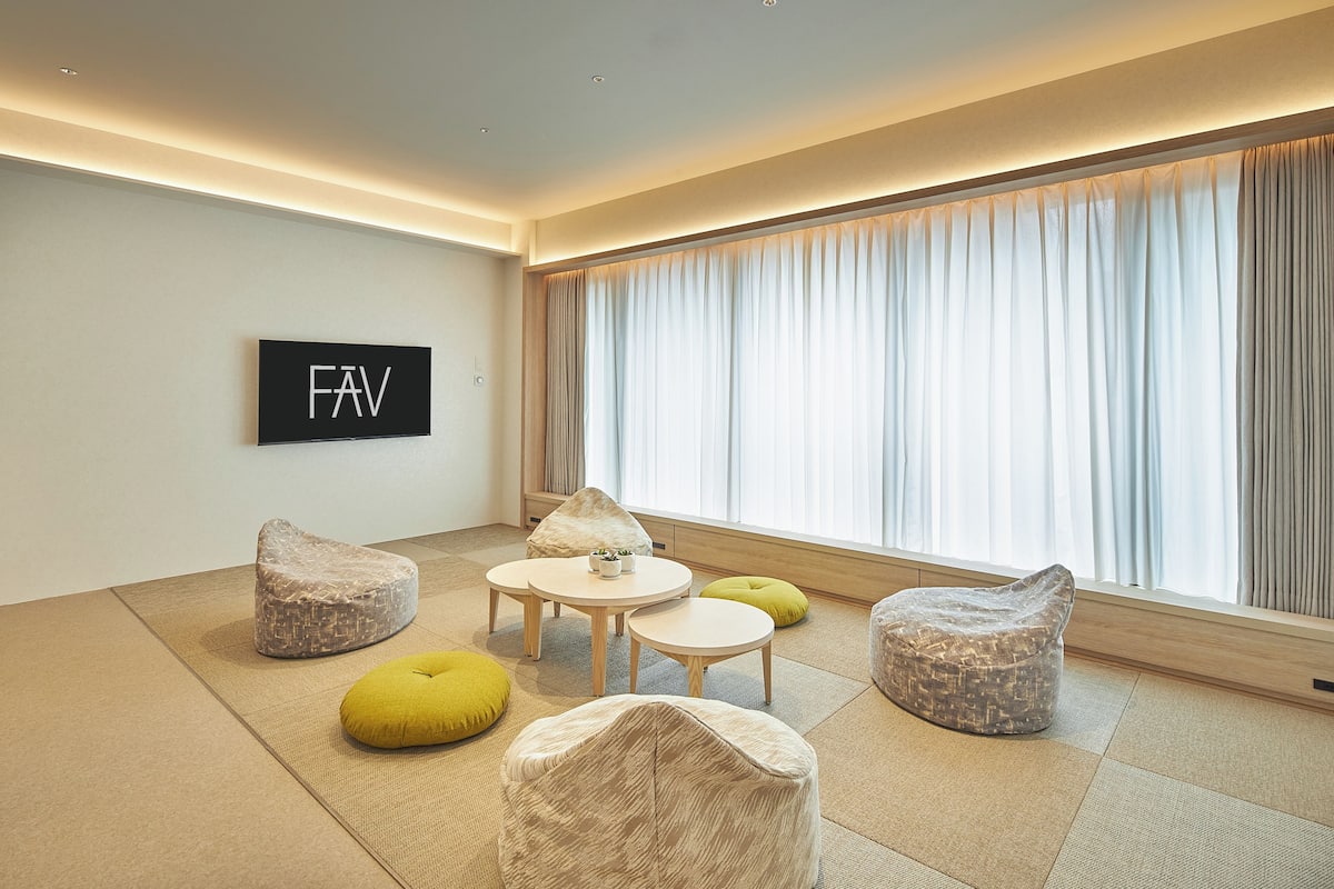 Tatami | In-room safe, blackout drapes, free WiFi, bed sheets