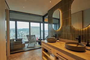 In-room safe, blackout drapes, free WiFi, bed sheets