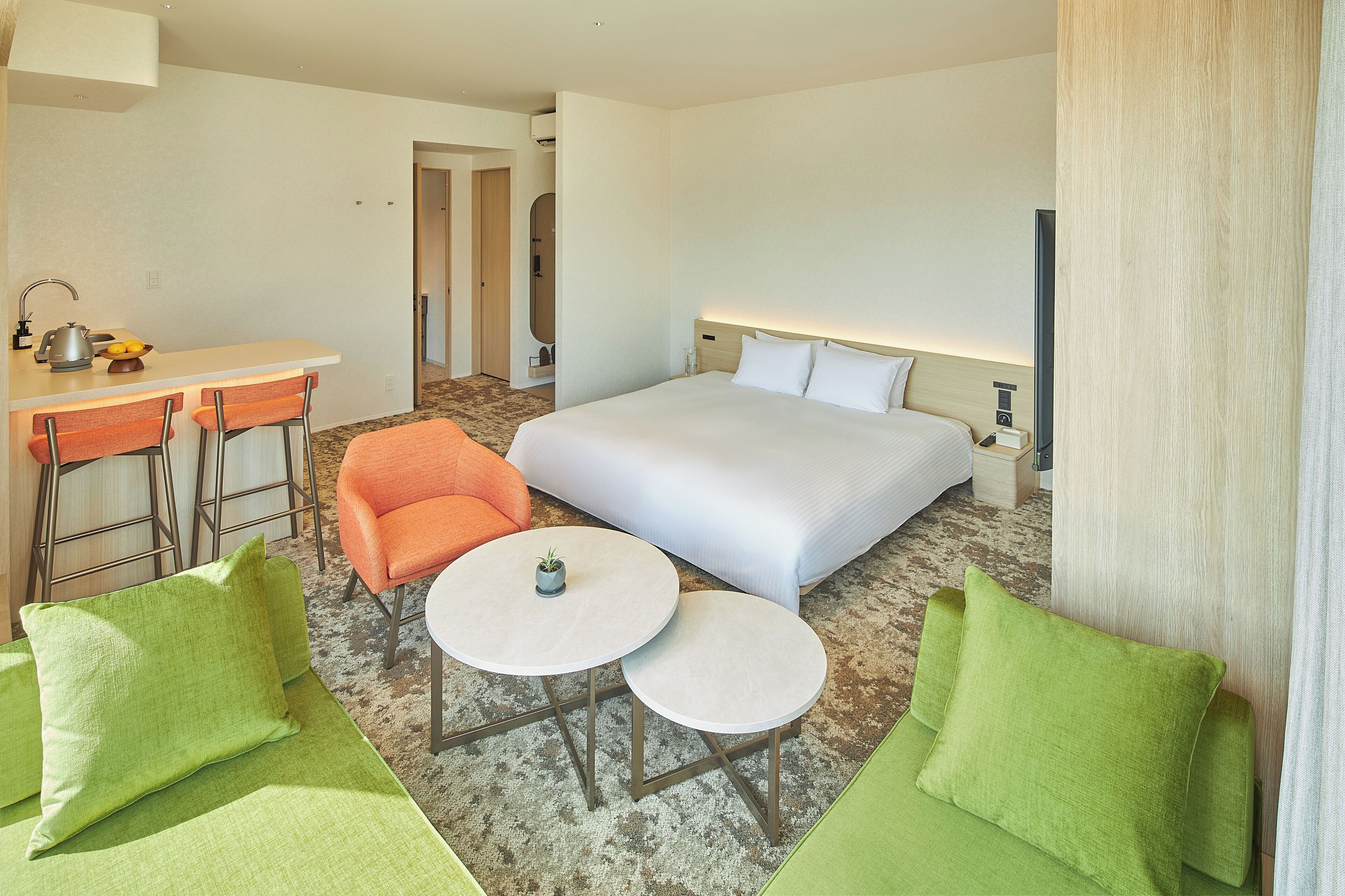 King, Non Smoking | In-room safe, blackout drapes, free WiFi, bed sheets