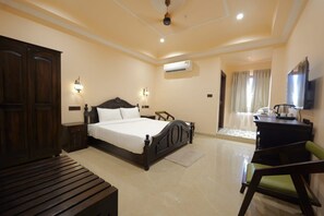 Heritage Suite Room | In-room safe, desk, laptop workspace, blackout curtains - Shree Raja Ram Hotel & Resort  (Ujjain)