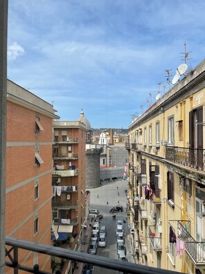 Standard Triple Room, Balcony, City View | City view - Le Porte di Napoli - Rooms (Naples)