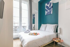 1 bedroom, in-room safe, iron/ironing board, free WiFi