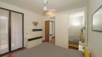 2 bedrooms