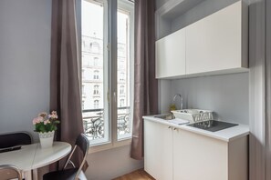 Apartment | Private kitchen