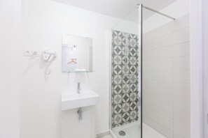 Apartment | Bathroom - WS St Germain - Quartier Latin (Paris)