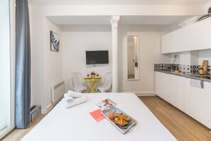 Studio | In-room safe, iron/ironing board, free WiFi - WS St Germain - Quartier Latin (Paris)