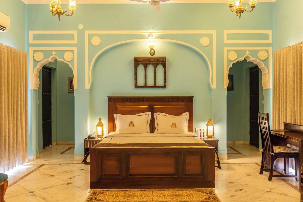 1 bedroom, premium bedding, memory foam beds, in-room safe