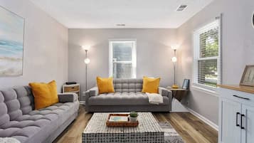 Televisión, oficina