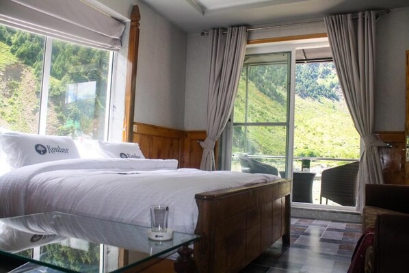 Deluxe Double Room - Kunhar Resort (Balakot)