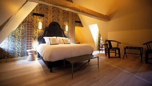 The Arrow | In-room safe, blackout drapes, soundproofing - Hôtel La Particulière (Caen)