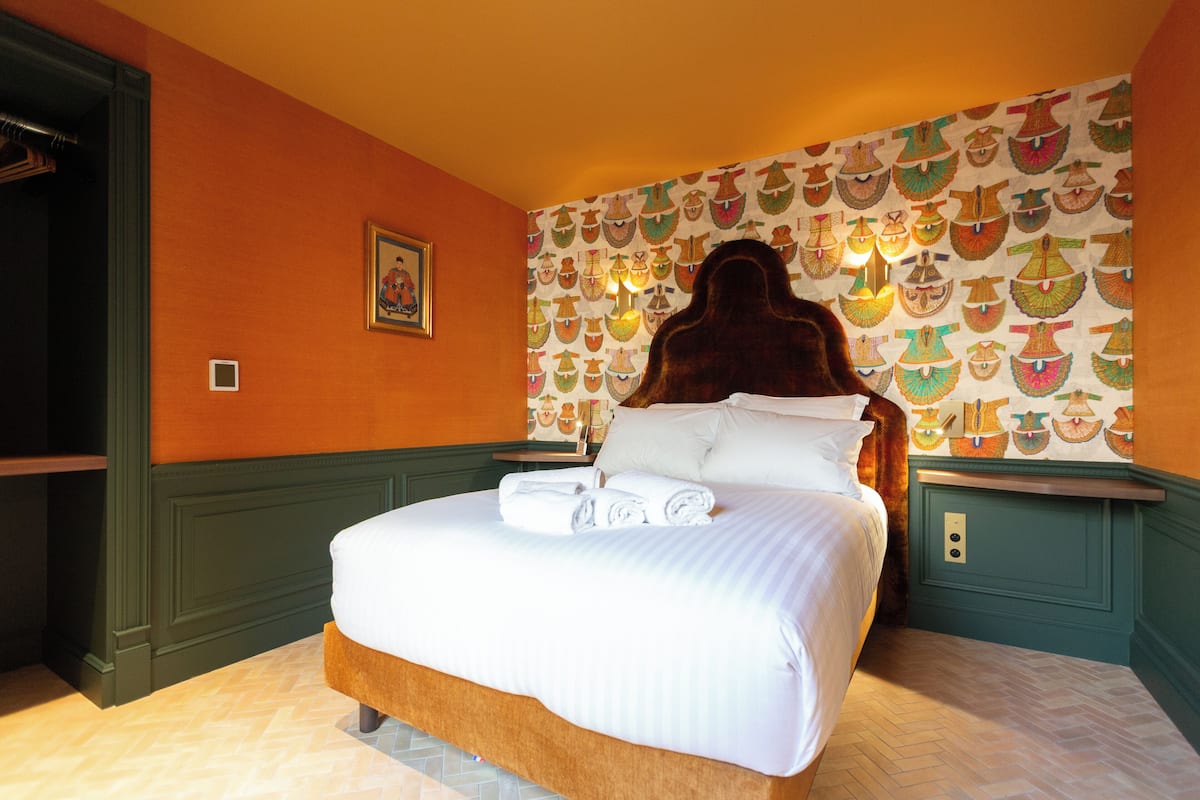 The Singular | 1 bedroom, in-room safe, blackout drapes, soundproofing