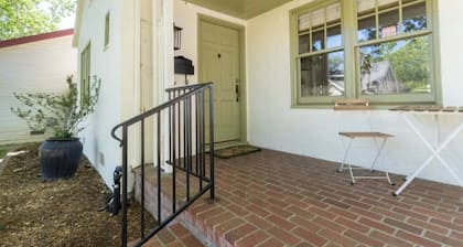 Chic Boho Bungalow in Land Park!