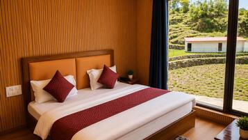Standard Room | 1 bedroom, desk, laptop workspace, free WiFi