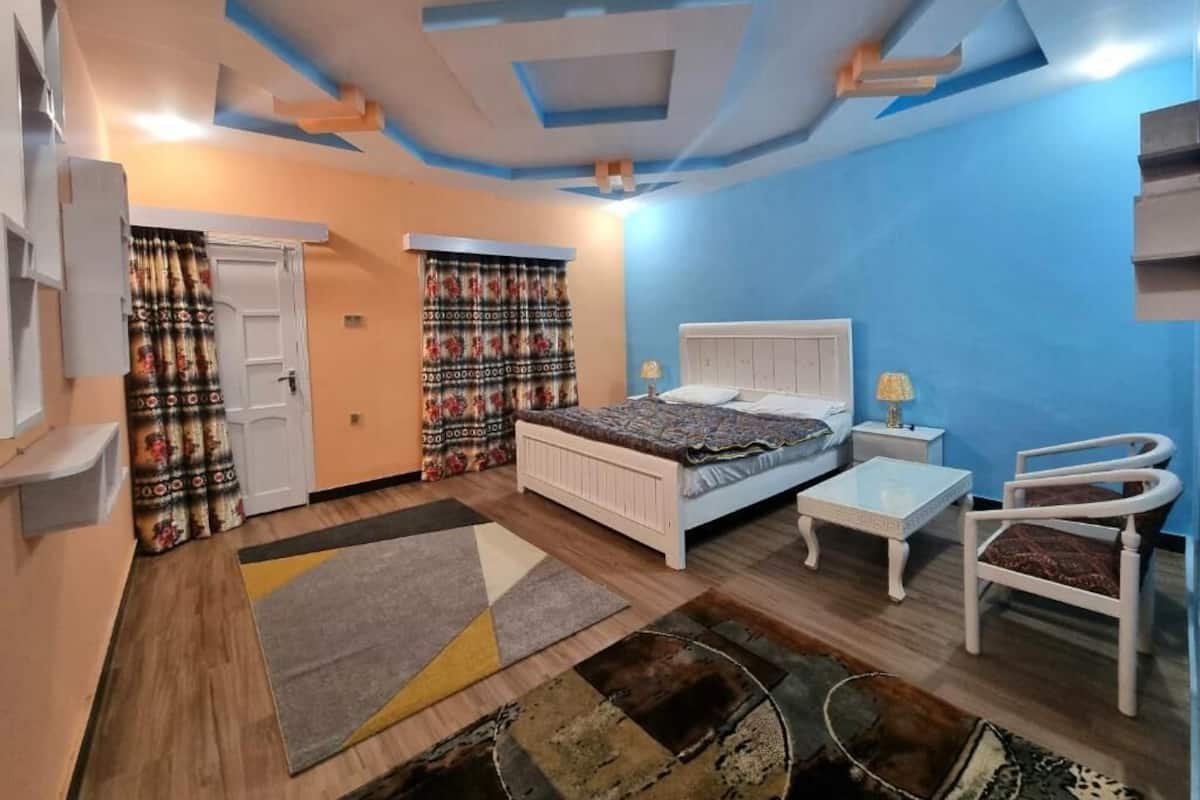 Deluxe Double Room | Kalis bunyi, seterika/papan seterika, Wi-fi percuma