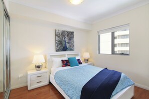 2 bedrooms, iron/ironing board, travel crib, free WiFi