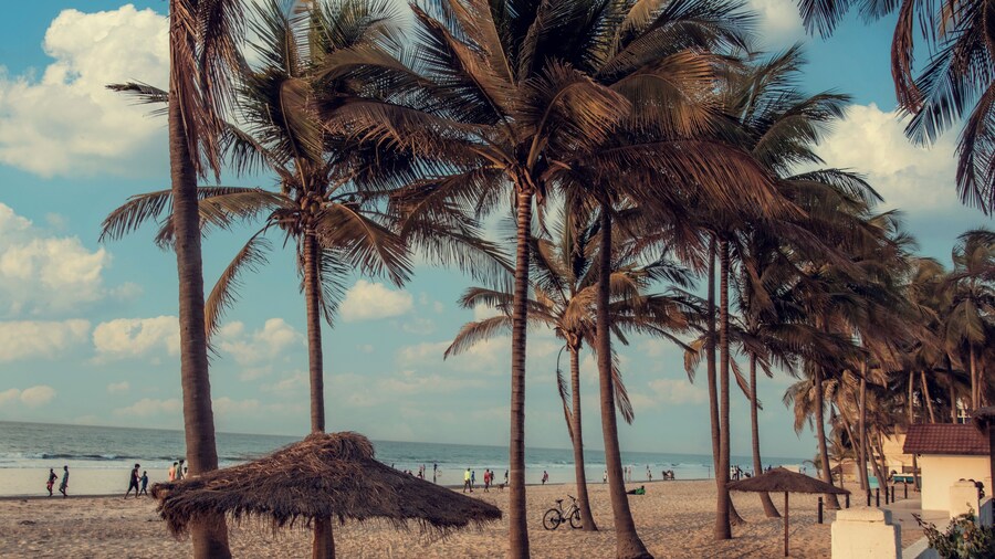 Bungalow Beach Hotel