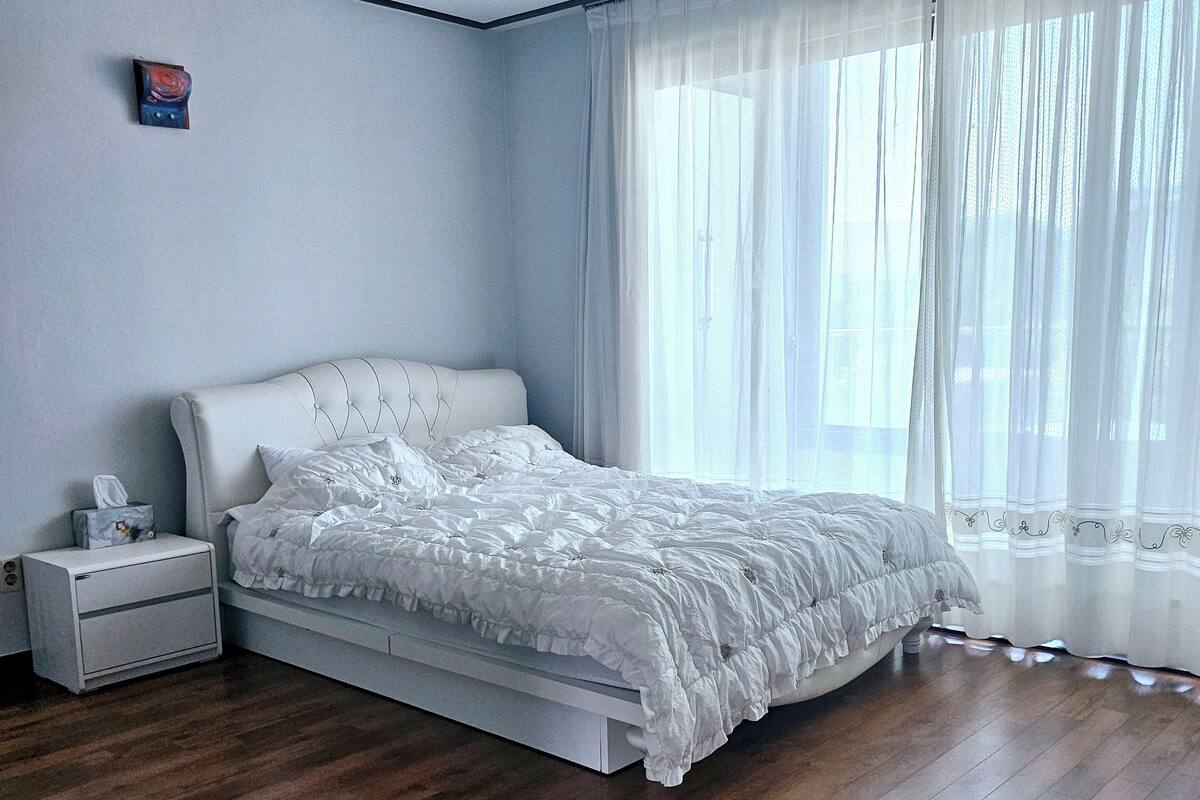 ห้องเบสิกดับเบิล, เตียงใหญ่ 1 เตียง, ปลอดบุหรี่ | Wi-Fi ฟรี