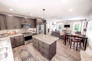 Fridge, microwave, oven, stovetop - Knollwood Barndominium (Mineral Bluff)